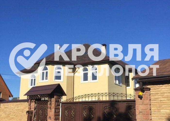 Монтаж мягкой кровли под ключ в загородной доме