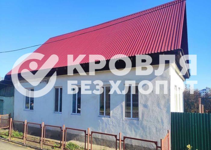 Укладка профнастила на крышу дома