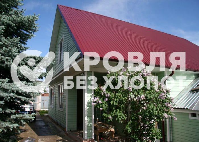 Устройство металлической кровли дачи из профлиста